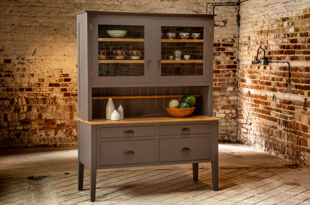 larder dresser